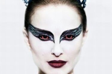 Natalie Portman jako "Czarny łabędź"  w Klubie Sztuki OiFP