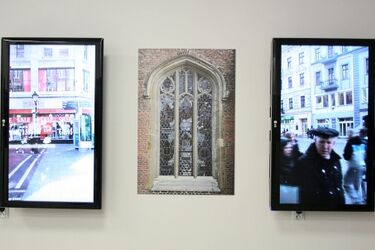 Po drugiej stronie okna. Wystawa w Centrum Zamenhofa