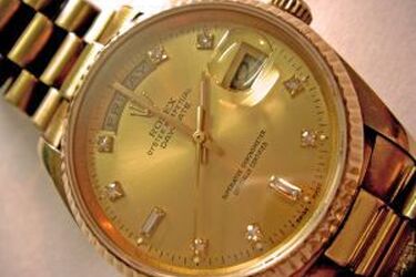 Białystok: w fałszywym kantorze ukradziono zegarki warte 200 tys. zł