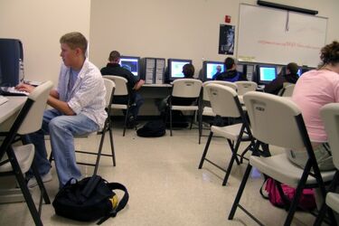 13 szkół zakupi nowoczesny laptopy dla uczniów