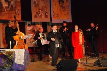 Klezmerzy pod chmurką. Zespół Shalom na tarasach CLZ