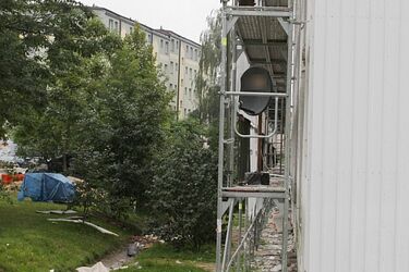 Pijany robotnik spadł z rusztowania