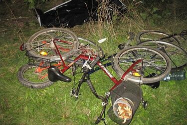 Tragiczny wypadek rowerzystów. Zginęły trzy osoby