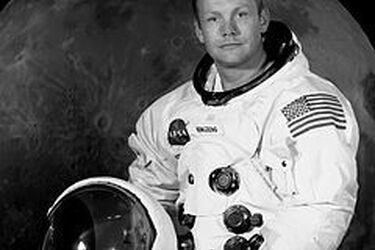 Nie żyje Neil Armstrong - pierwszy człowiek na Księżycu