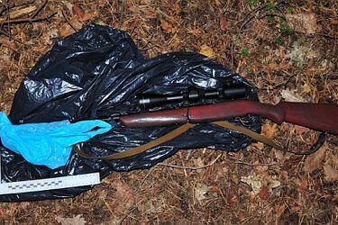 Schował broń w lesie. Zatrzymała go Straż Graniczna