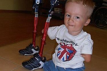 Zbieramy kapsle dla Mikołajka. Pomóż choremu chłopcu