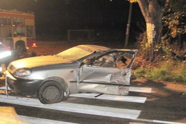 Samochód rozerwany na pół. 6 osób w szpitalu