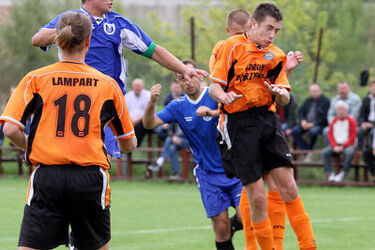 KS Wasilków broni pozycji lidera, mecz o sześć punktów w Kleszczelach