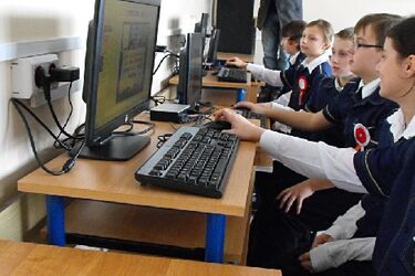 Pokazali podlaską mozaikę, wygrali pracownię komputerową