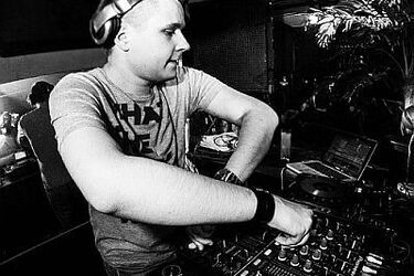 Podlaski DJ zremiksował  Korę. Premiera albumu "Ping Pong - Małe wolności "[wideo]