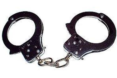 CBŚ zatrzymało 17 członków zorganizowanej grupy przestępczej