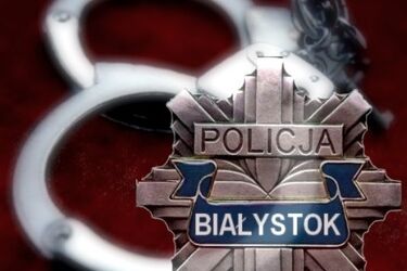 Fałszywy policjant zatrzymany. Odznakę kupił przez Internet