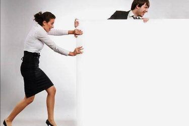 Parytety płci w biznesie. Eksperci: Nie tędy droga