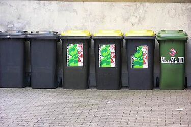 Głosowanie nad opłatą za odbiór odpadów przełożone