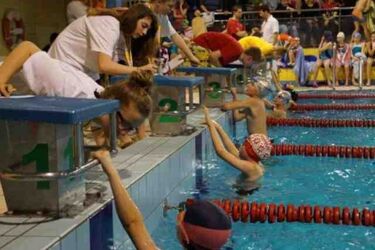 W piątek odbędą się finały Super Pucharu BOSiR w pływaniu