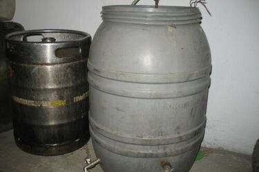 Bimbrownik i przemytniczka w rękach policji