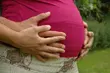 Matki w ciąży nie dbają o zdrowie. Chętnie sięgają po używki