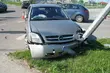 Zderzenie opla z volkswagenem. Trzy osoby trafiły do szpitala