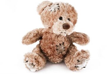 Rzucał dzieckiem o ścianę. Domowy kat w areszcie