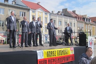Marsz Godności Osób Niepełnosprawnych i festyn na Rynku Kościuszki