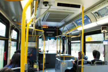 Kolejny atak rasistowski. Na oczach świadków pobito Czeczena w miejskim autobusie