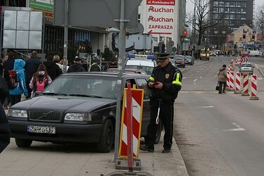 Co trzeci Polak nie płaci mandatów i kar 