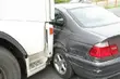 Ciężarowe volvo najechało na bmw. Kierowca osobówki trafił do szpitala
