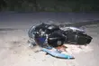 Motocyklista uderzył w przepust drogowy. 20-latek ma obrażenia twarzy