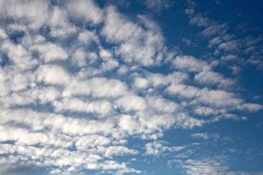 Ochłodzenie i przelotne opady. Pogoda na dziś