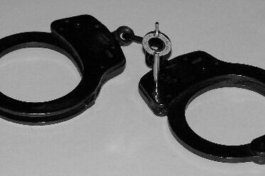 Bez powodu napadli na przechodnia. Bandyci trafili do aresztu