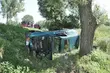 Wyprzedzał po pijanemu. Opel rozbił się na drzewie