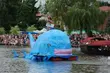 Pływanie na Byle Czym w Augustowie. Gwiazdą imprezy będzie Andrzej Piaseczny