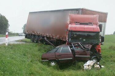 Tragedia na drodze. W wypadku zginęła matka i trójka dzieci