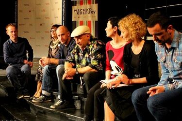 Ludzkie dramaty na rynku w Krynkach. Prapremiera spektaklu "Antyhona"