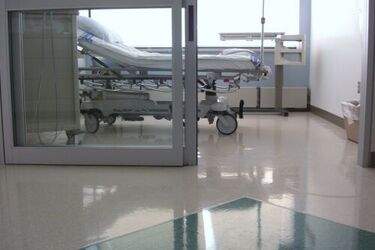 NFZ walczy z hospicjum o pieniądze. Sprawę rozstrzygnie sąd