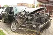 Audi uderzyło w drzewo. Pasażer trafił do szpitala