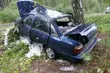 Daewoo uderzyło w drzewo. 21-latka i jej dziecko trafili do szpitala