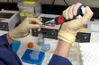 Próbki substancji rozpylonej w szkole trafiły do laboratorium