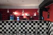 Laserowy labirynt i klimat lat 50. Powstał nowy klub Lastag