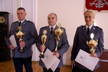 Najlepsi podlascy dzielnicowi nagrodzeni. Pojadą na ogólnopolskie zawody