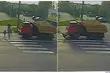 To wydarzyło się na przejściu dla pieszych. Kamera monitoringu nagrała wstrząsające ujęcie [WIDEO]