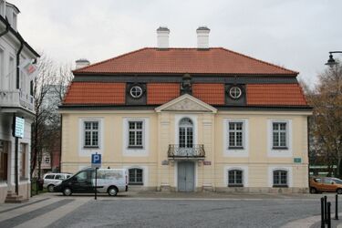 Spacer historyczny z okazji Święta Niepodległości. Patriotyczne pieśni i smakowite bułki 