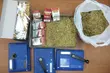Policjanci zlikwidowali dwie domowe fabryki papierosów