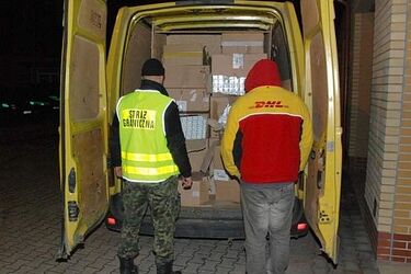 Przemytnicy podszywali się pod kurierów DHL