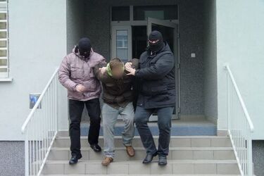 Kradli złom i implanty chirurgiczne do powiększania piersi. Włamywacze zatrzymani