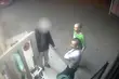 Białostoccy policjanci poszukują sprawców pobicia