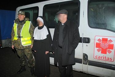 Udawali księdza i zakonnicę. Przemytnicy w przebraniu