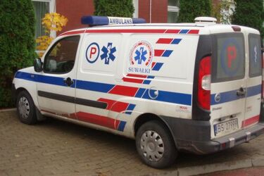 Pobicia, awantury i pijany nastolatek. Pracowita noc białostockich służb ratunkowych