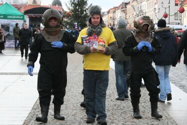 Rekordowe zainteresowanie pociągiem do Walił. Trwa gorący Finał WOŚP [ZDJĘCIA]