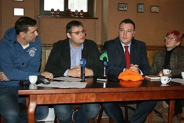 Wykluczenie z partii i likwidacja kół - to odpowiedź PO dla zbuntowanych radnych